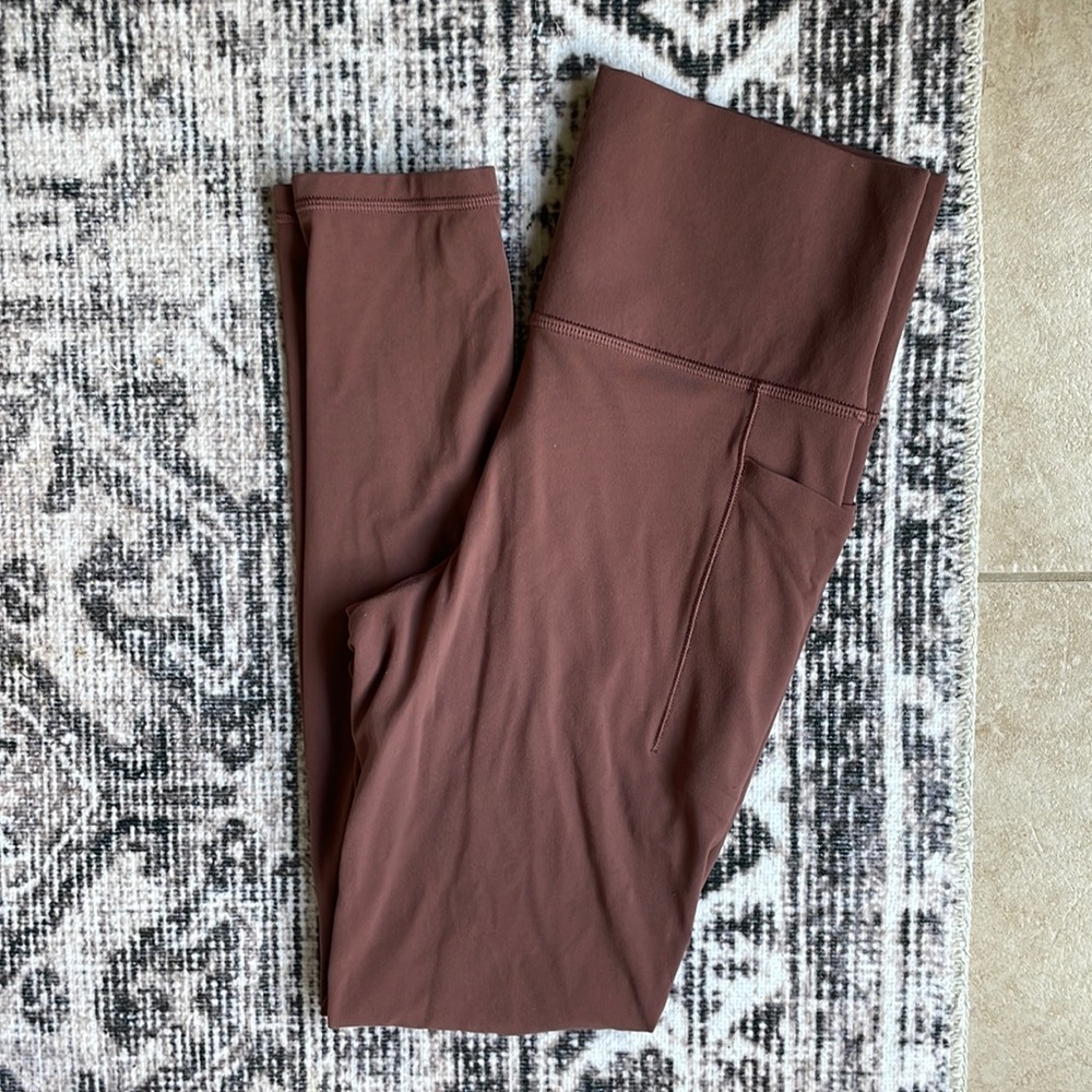 Athleta Salutation Stash pocket